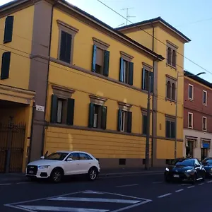 Apartament Crociali, Bolonia